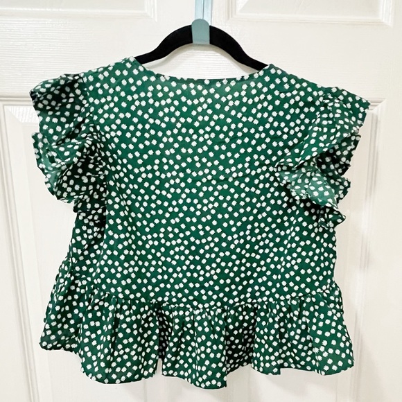 Shein Super Soft Crop Ruffled Top Size M - Picture 4 of 4